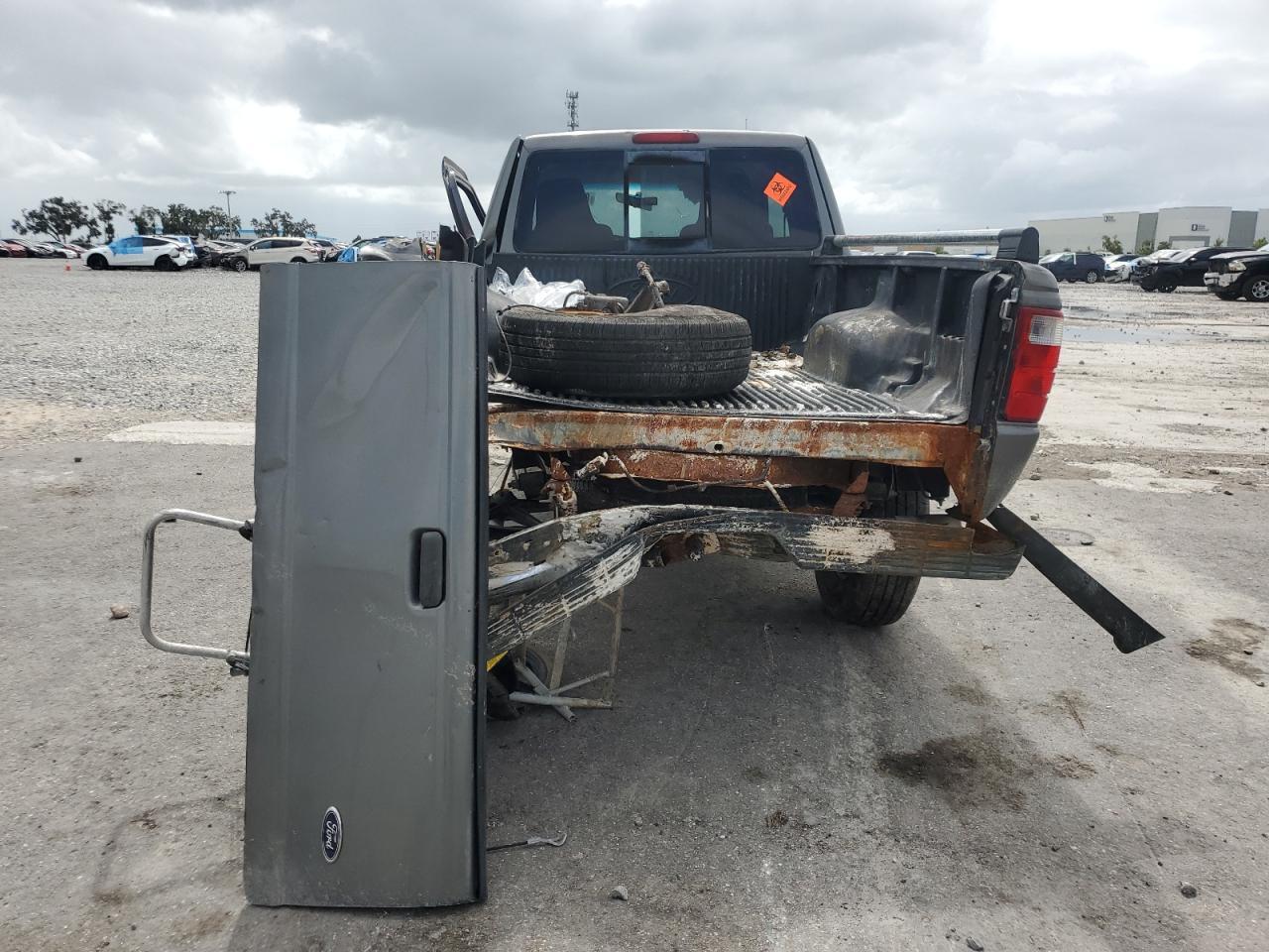 2004 Ford Ranger Super Cab - Фото 6