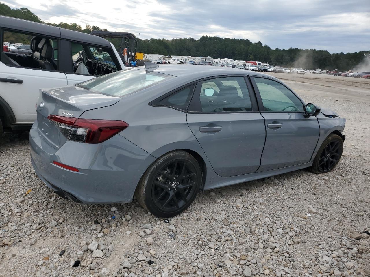 2025 Honda Civic Sport - Фото 3