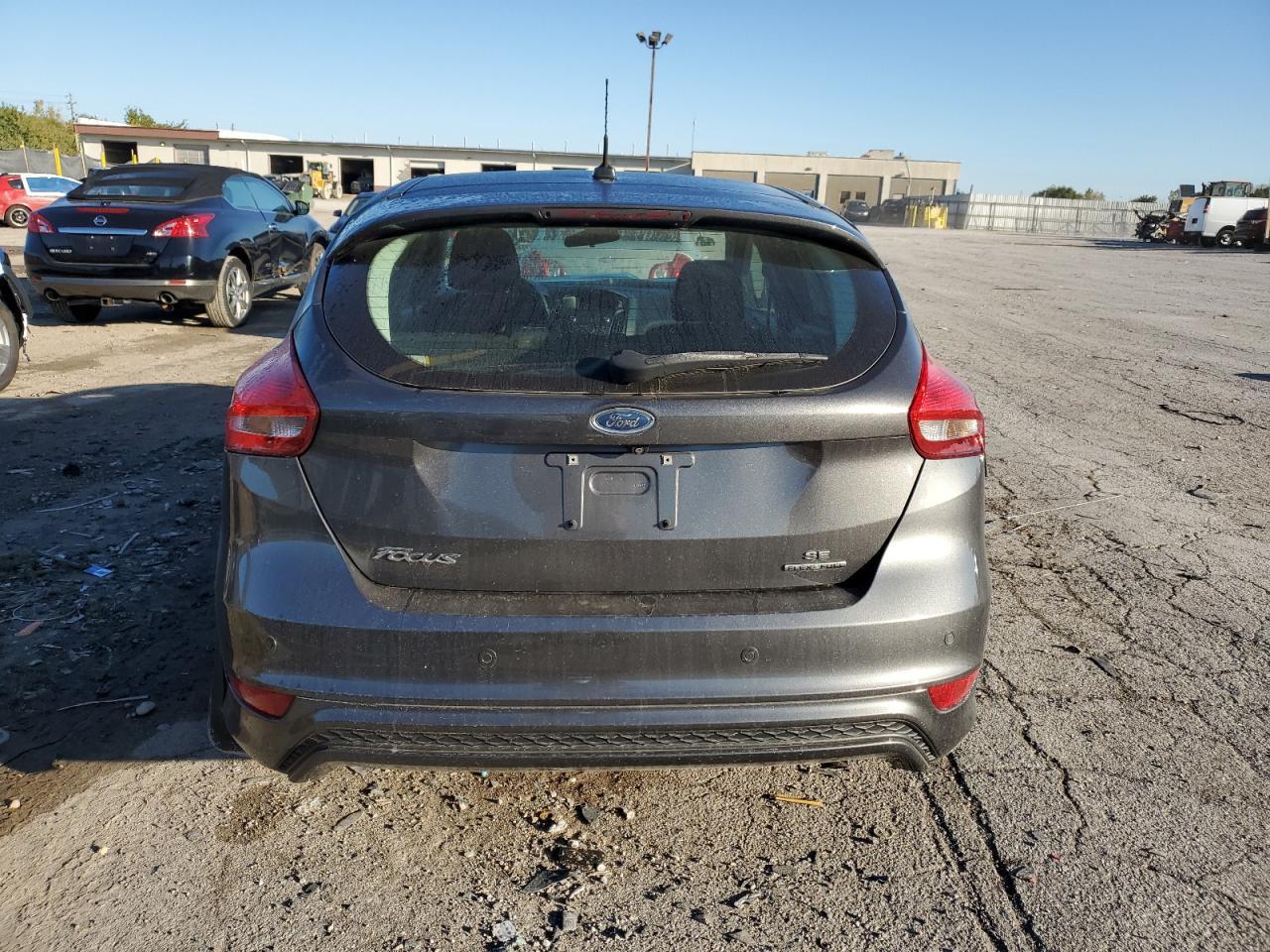 2015 Ford Focus Se - Image 6