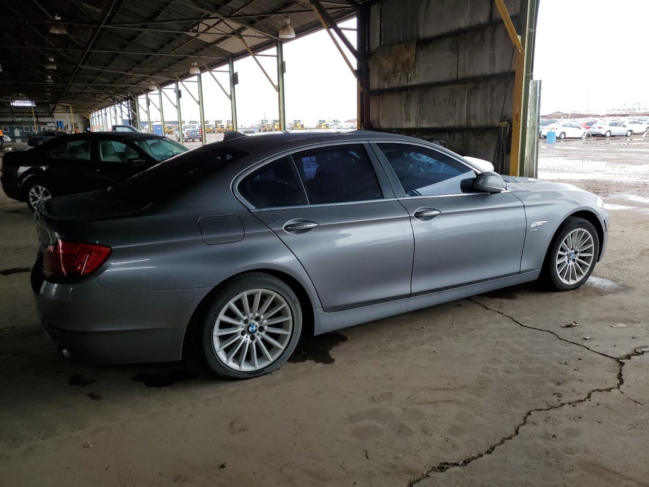 2011 BMW 535 Xi - Image 3