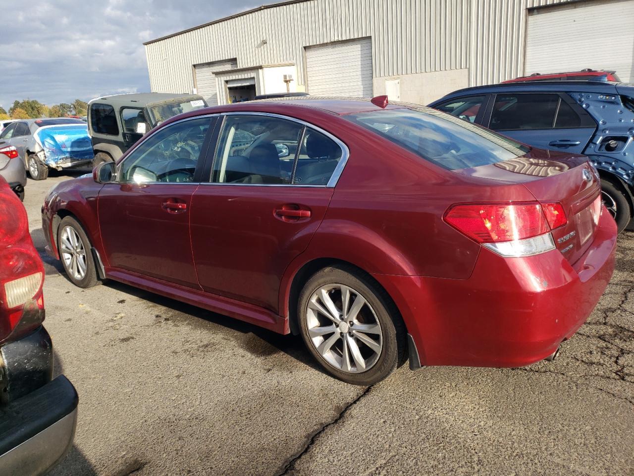 2014 Subaru Legacy 2.5I Premium - Фото 2