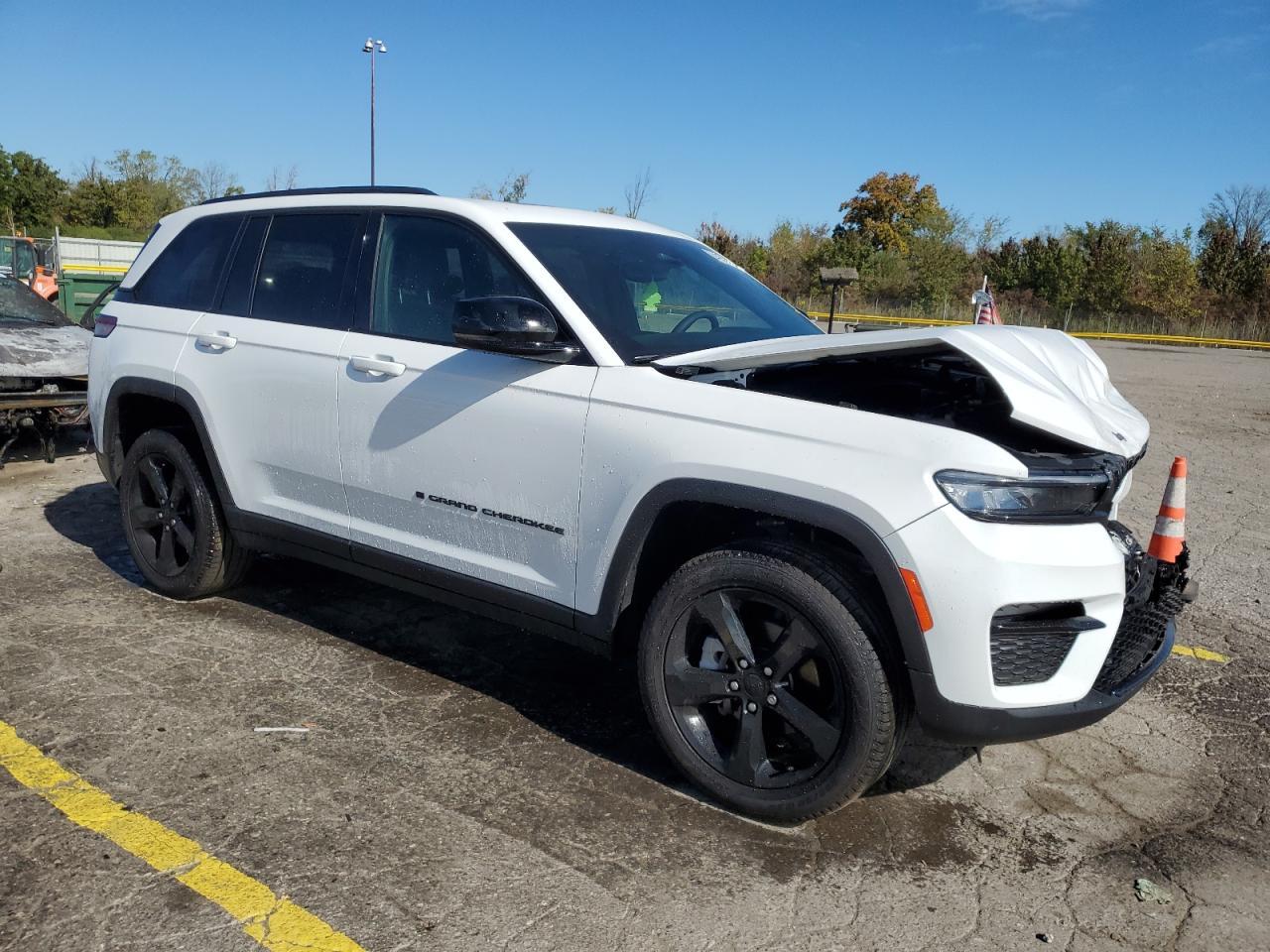 2024 Jeep Grand Cherokee Limited - Image 4