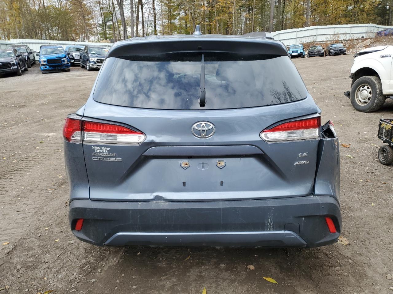 2023 Toyota Corolla Cross Le - Фото 6