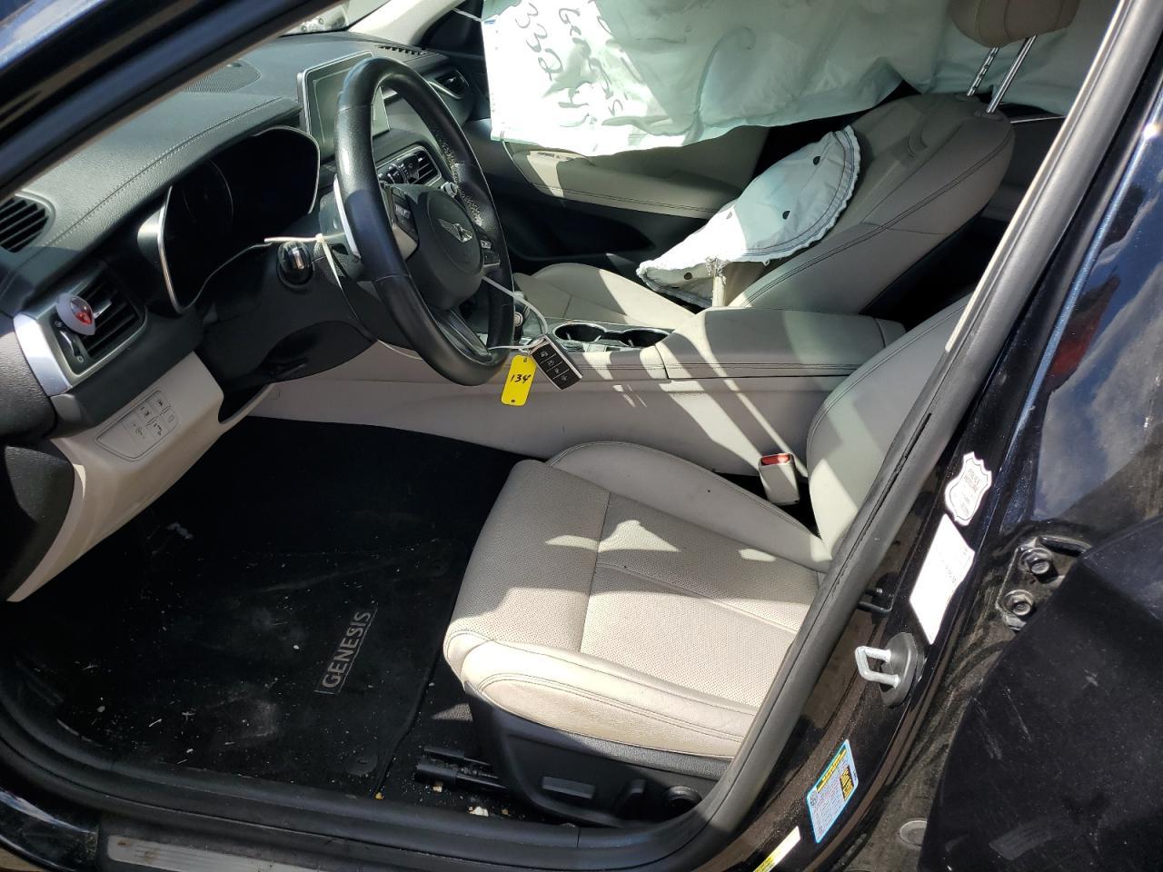 2020 Genesis G70 - Фото 7