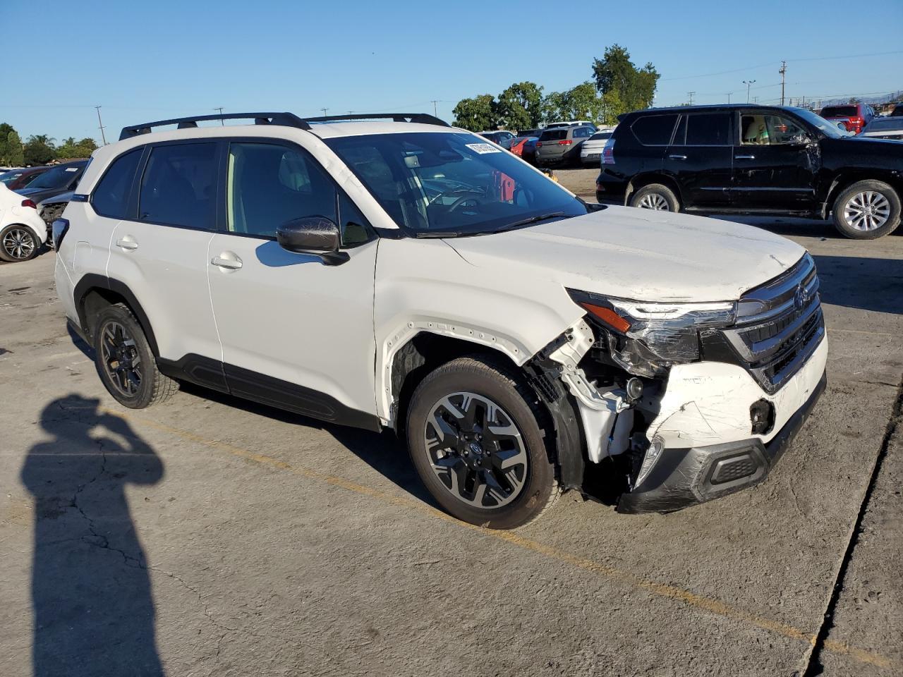 2025 Subaru Forester Premium - Фото 4