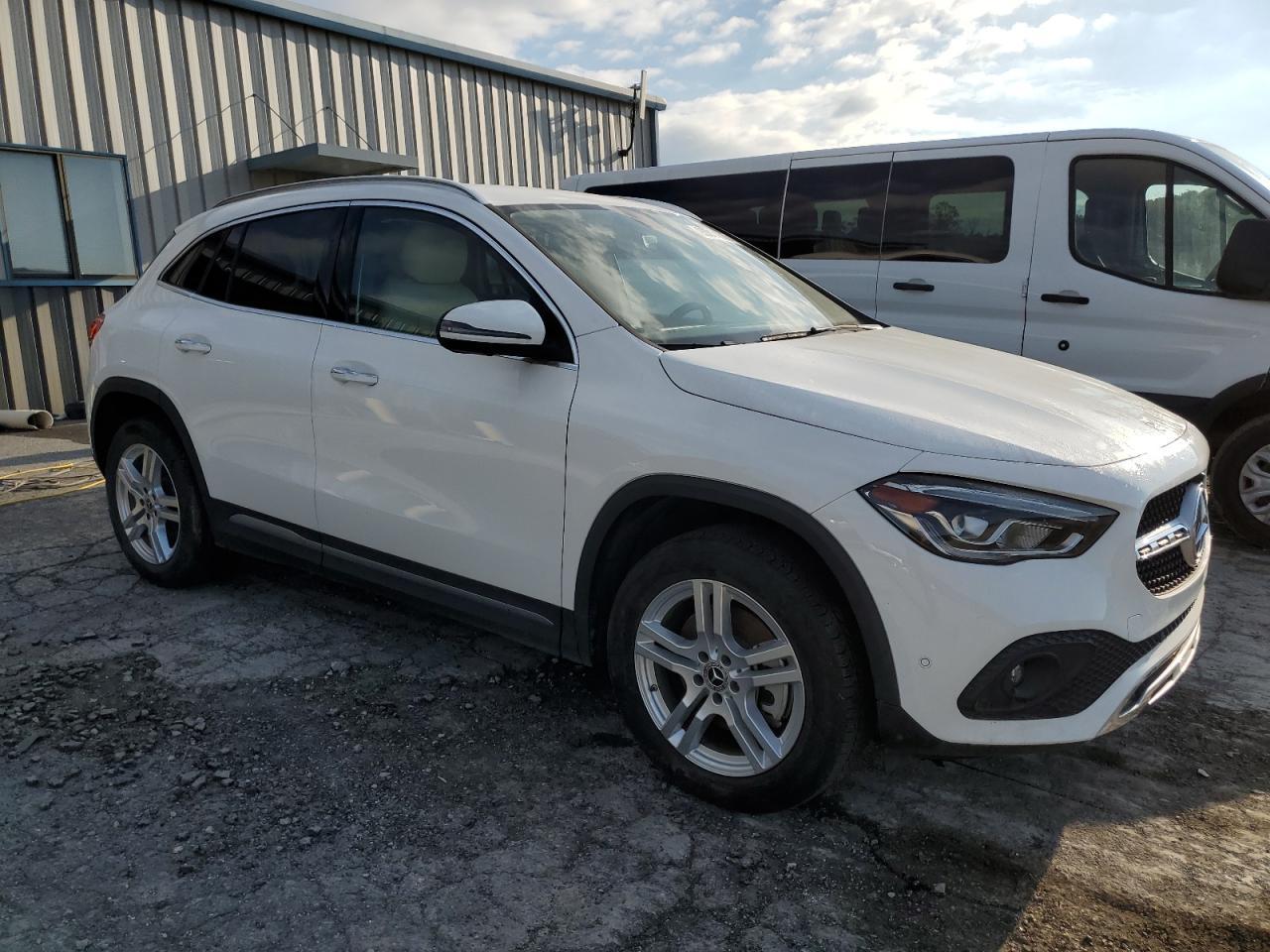 2022 Mercedes-Benz Gla 250 - Фото 4