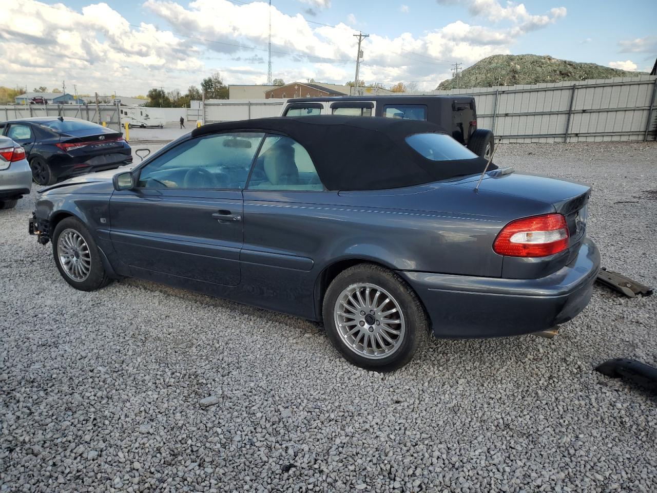 2004 Volvo C70 Lpt - Фото 2