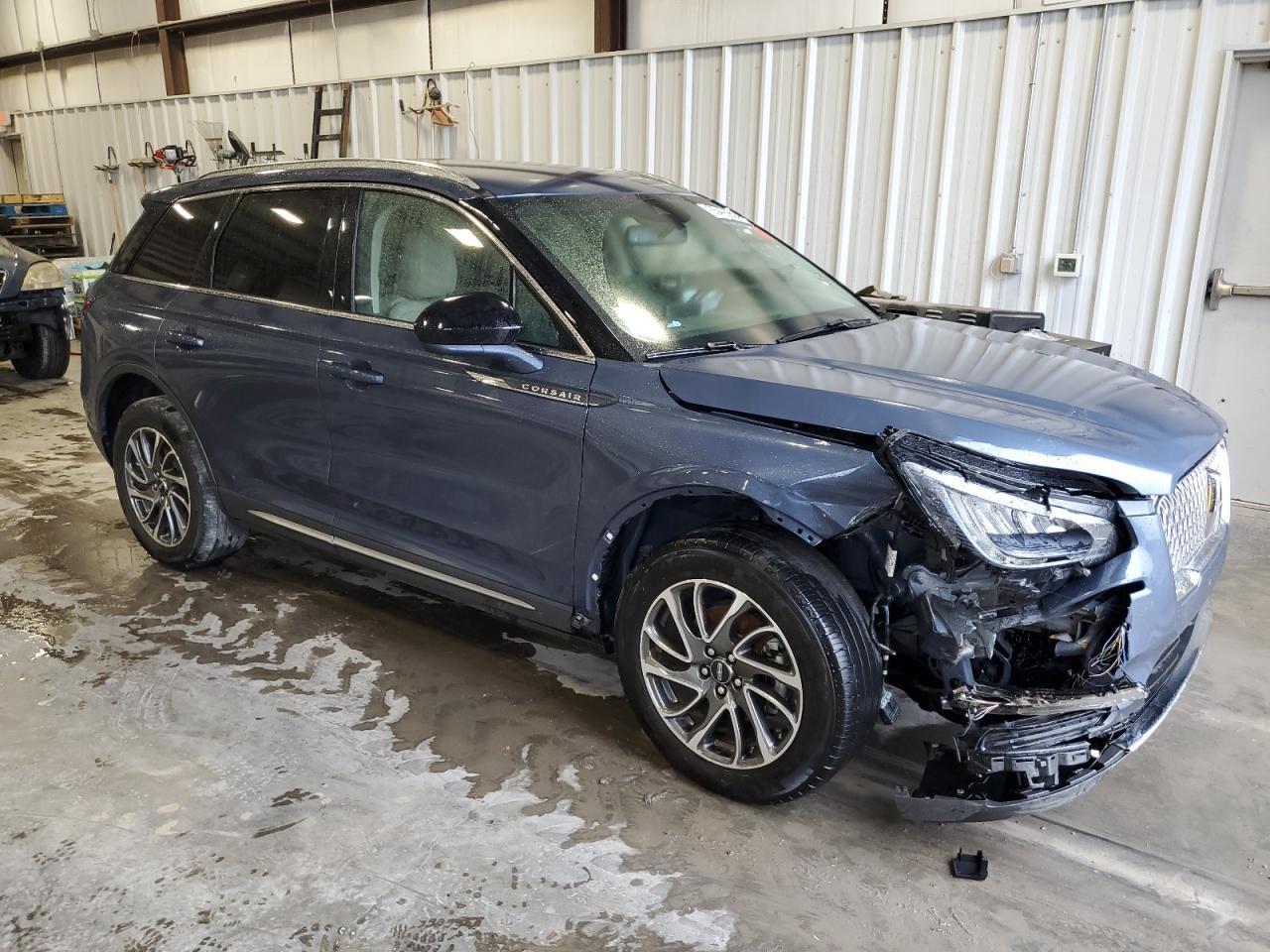 2022 Lincoln Corsair - Фото 4
