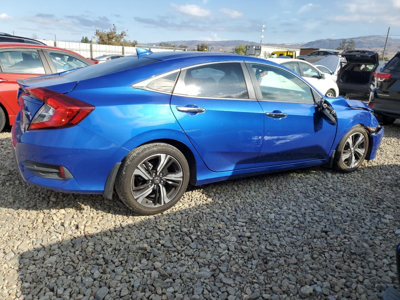 2016 Honda Civic Touring - Фото 3