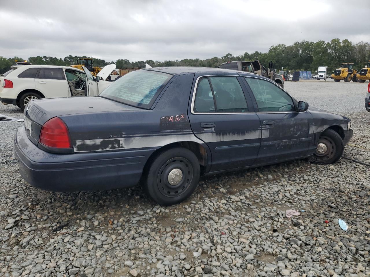 2003 Ford Crown Victoria Police Interceptor - Image 3