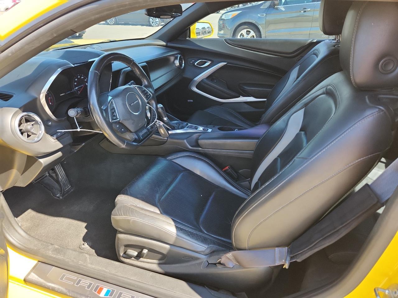 2017 Chevrolet Camaro Lt - Image 7