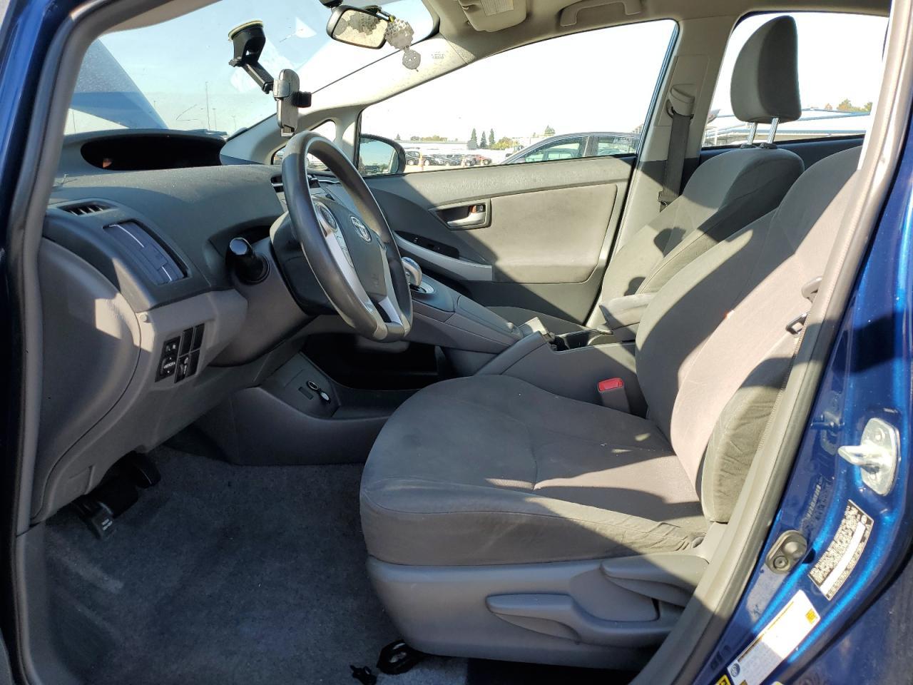 2011 Toyota Prius - Image 7