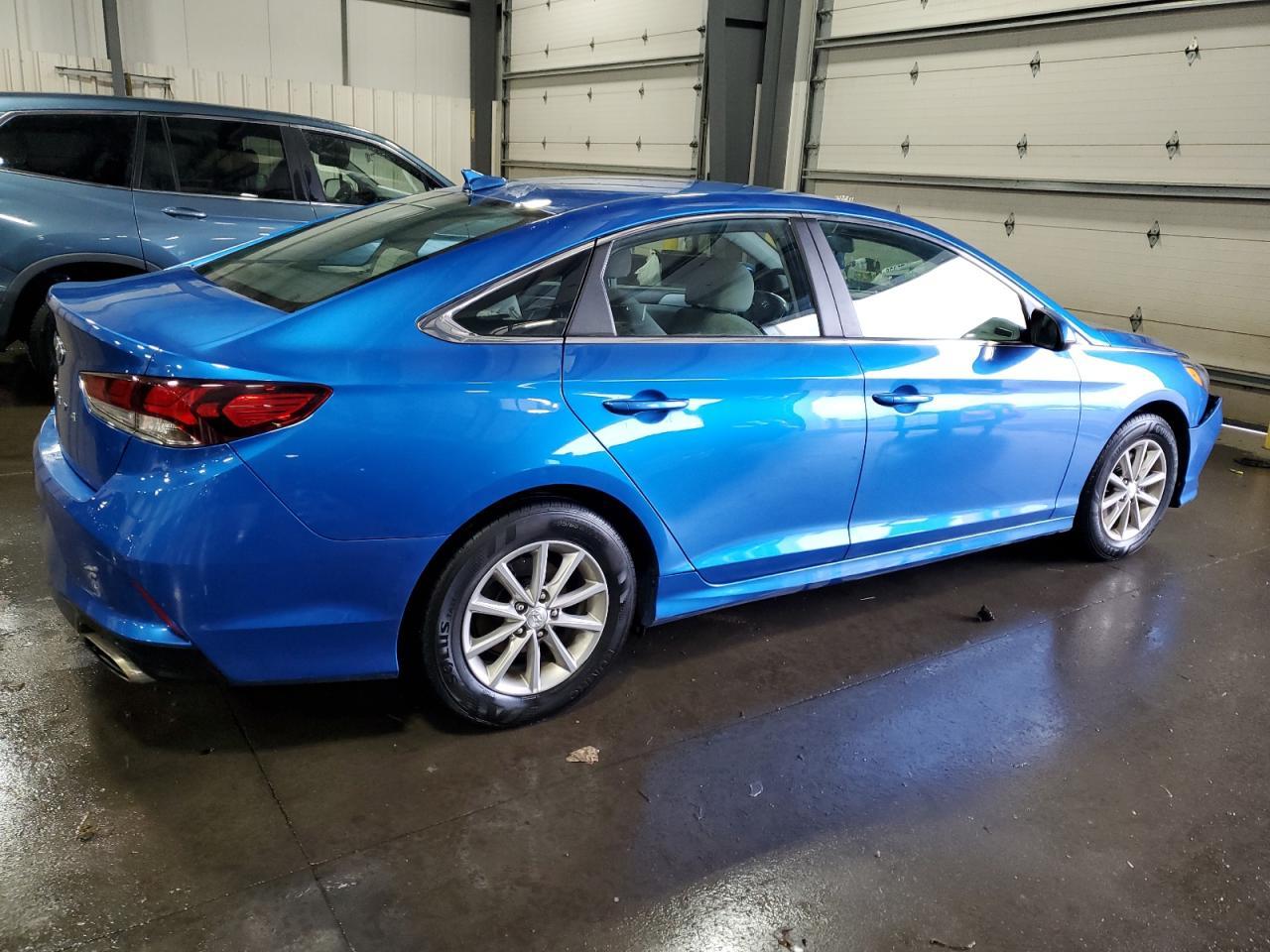 2019 Hyundai Sonata - Image 3