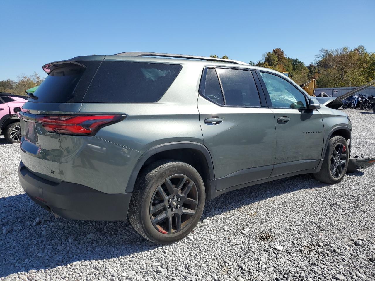 2023 Chevrolet Traverse Lt - Фото 3