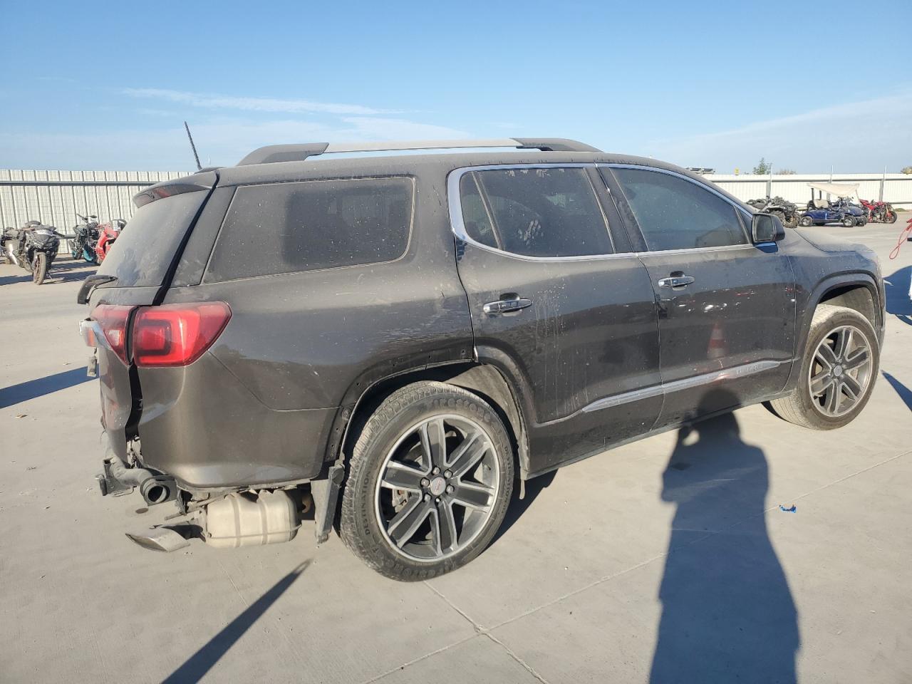 2019 GMC Acadia Denali - Фото 3