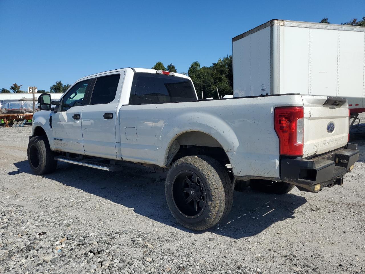 2018 Ford F250 Super Duty - Image 2