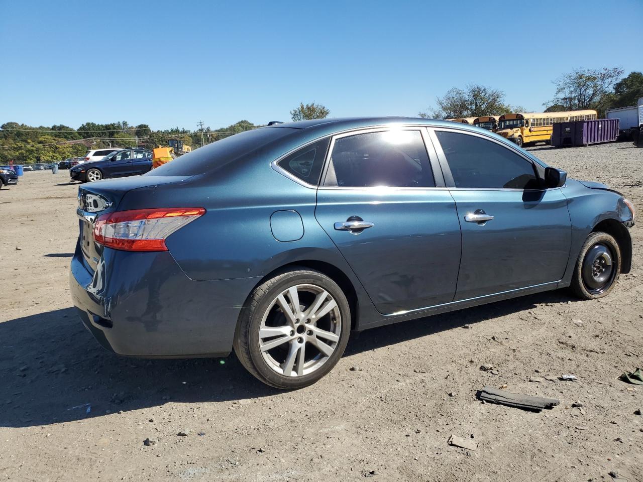 2014 Nissan Sentra S - Фото 3