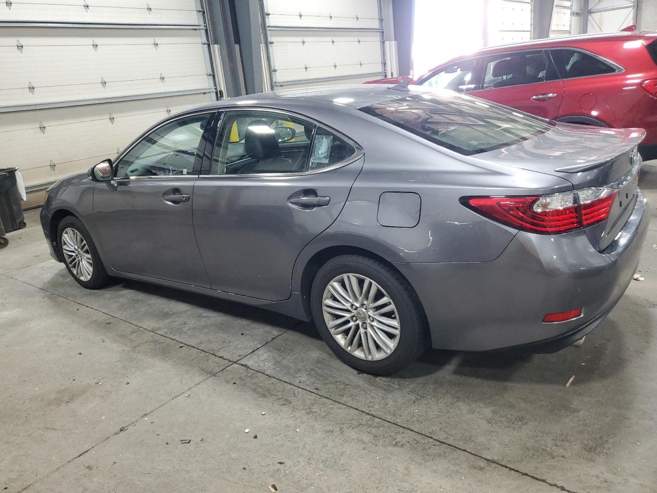 2013 Lexus Es 350 - Image 2