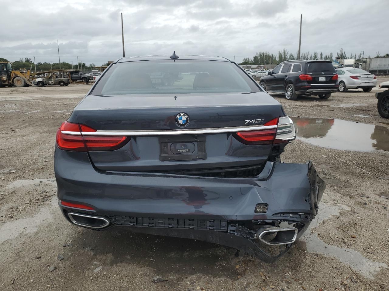 2019 BMW 740 I - Image 6