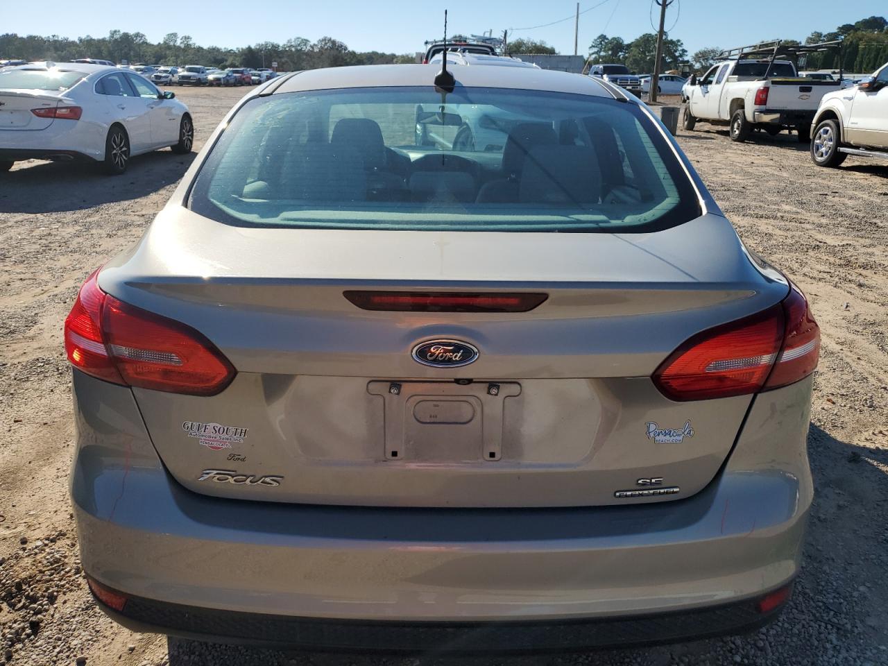 2015 Ford Focus Se - Image 6