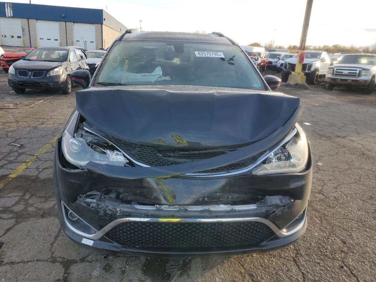 2019 Chrysler Pacifica Touring L - Фото 5