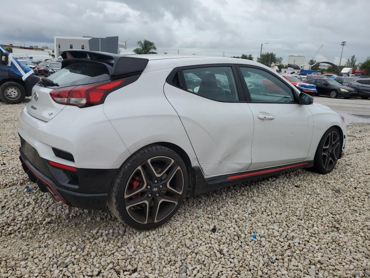 2021 Hyundai Veloster N - Фото 3