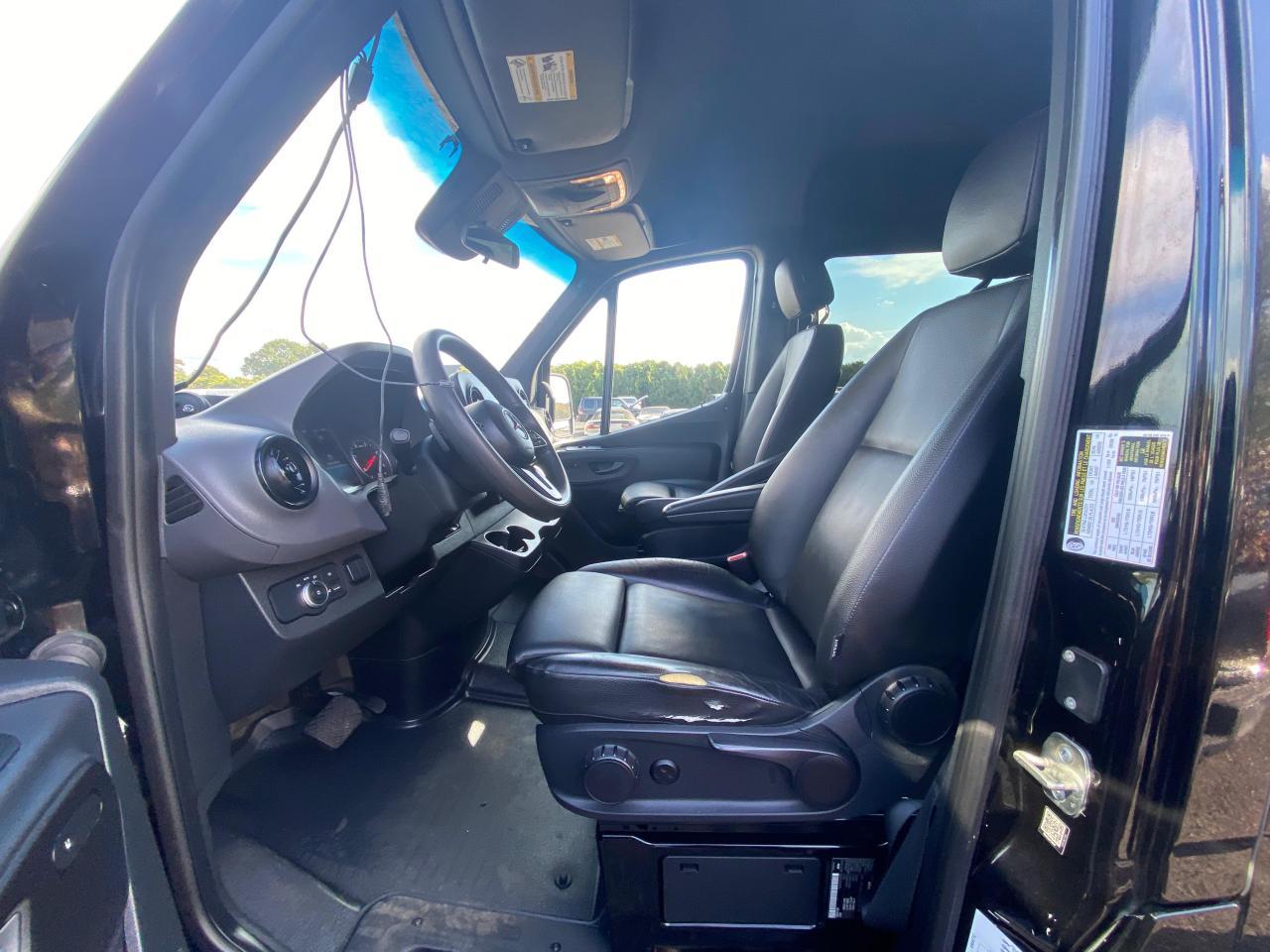 2020 Mercedes-Benz Sprinter 2500 - Фото 6