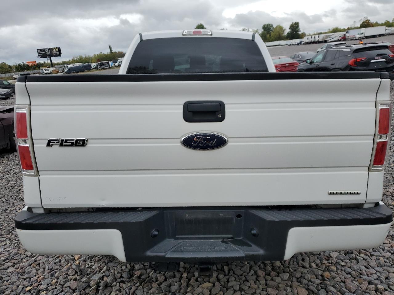 2014 Ford F150 - Image 6