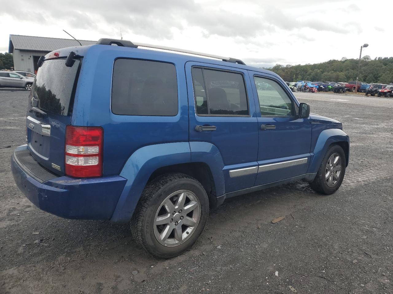 2010 Jeep Liberty Limited - Image 3