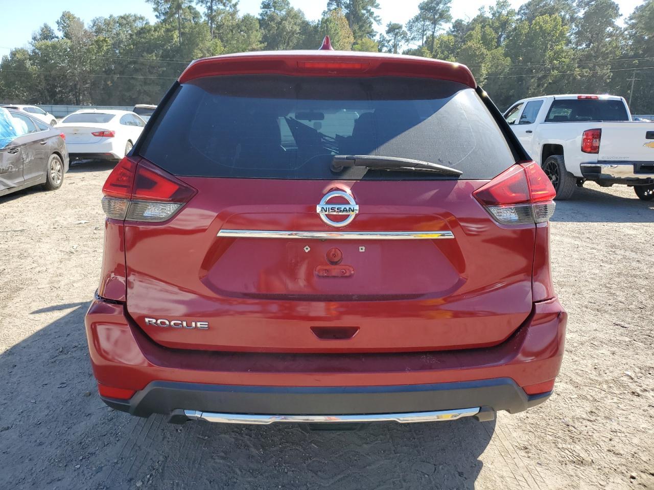 2017 Nissan Rogue S - Фото 6