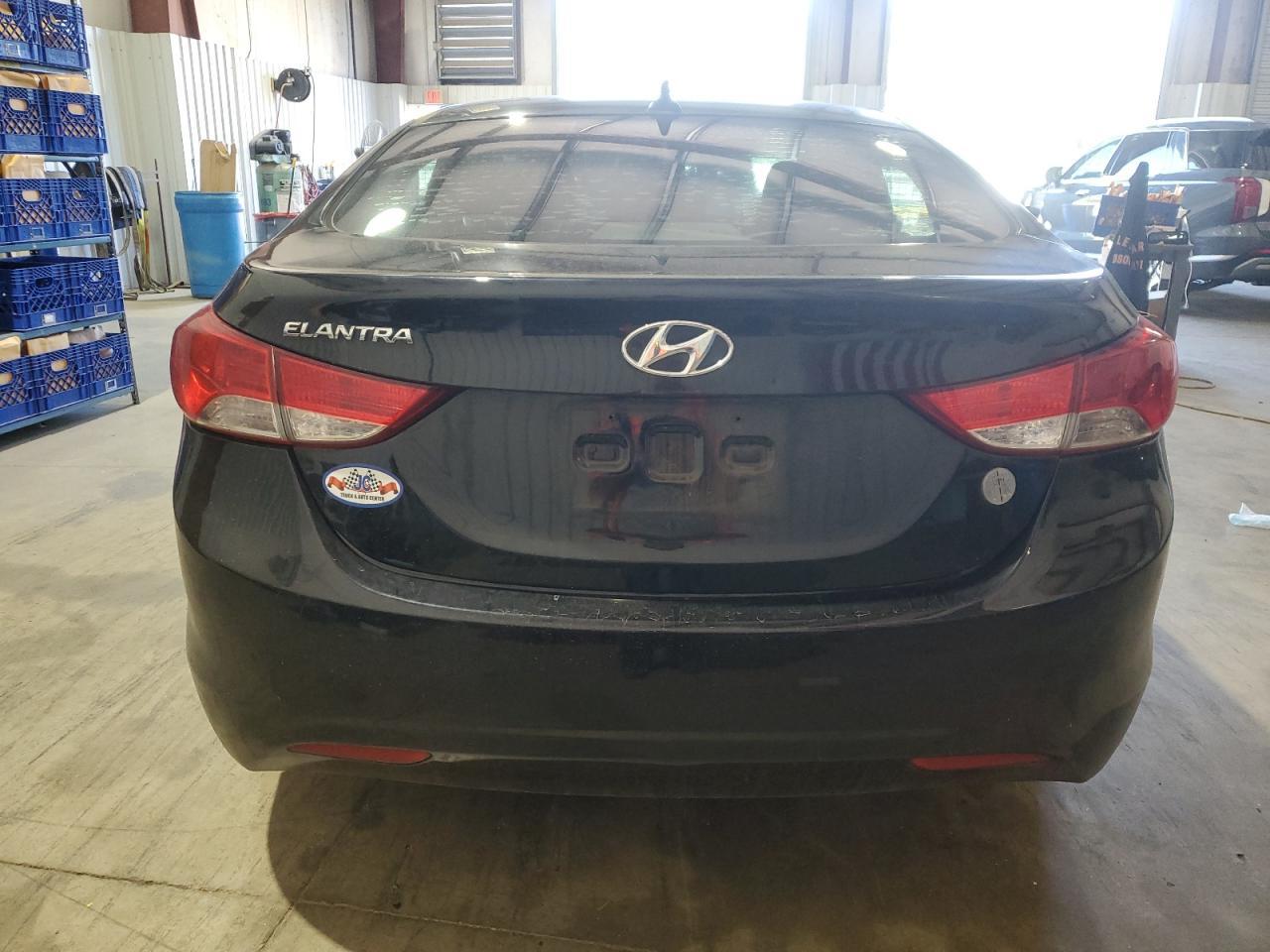 2013 Hyundai Elantra Gls - Фото 6