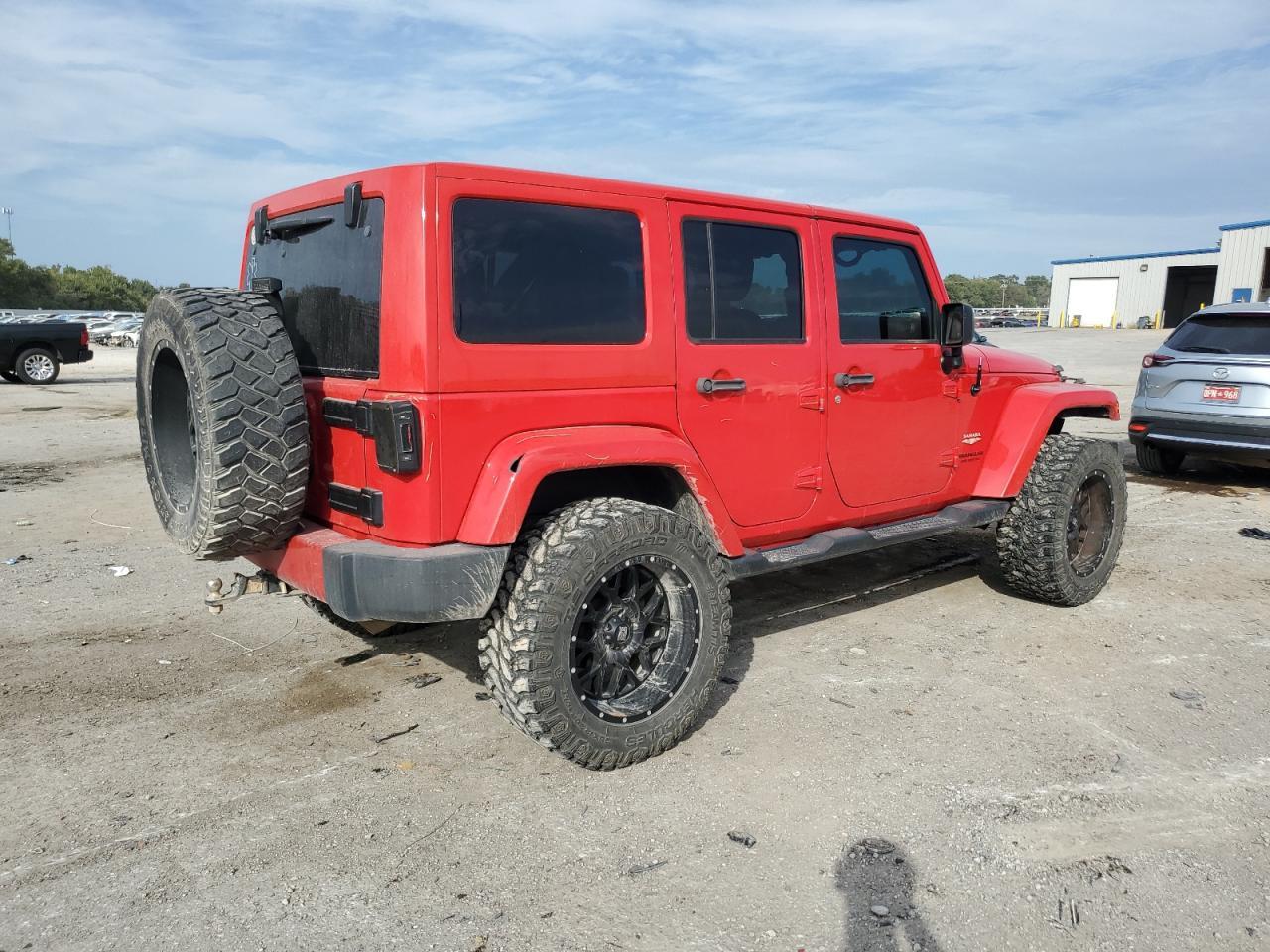2015 Jeep Wrangler Unlimited Sahara - Фото 3