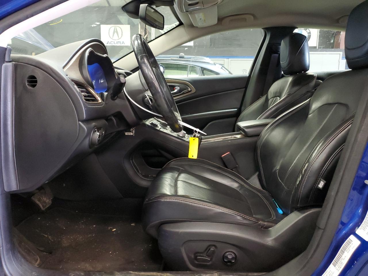 2015 Chrysler 200 C - Фото 7