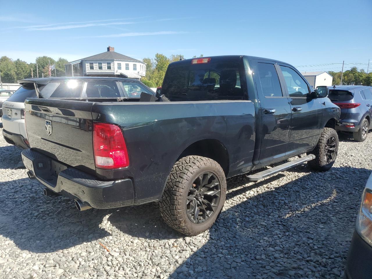 2016 Ram 1500 Slt - Image 3