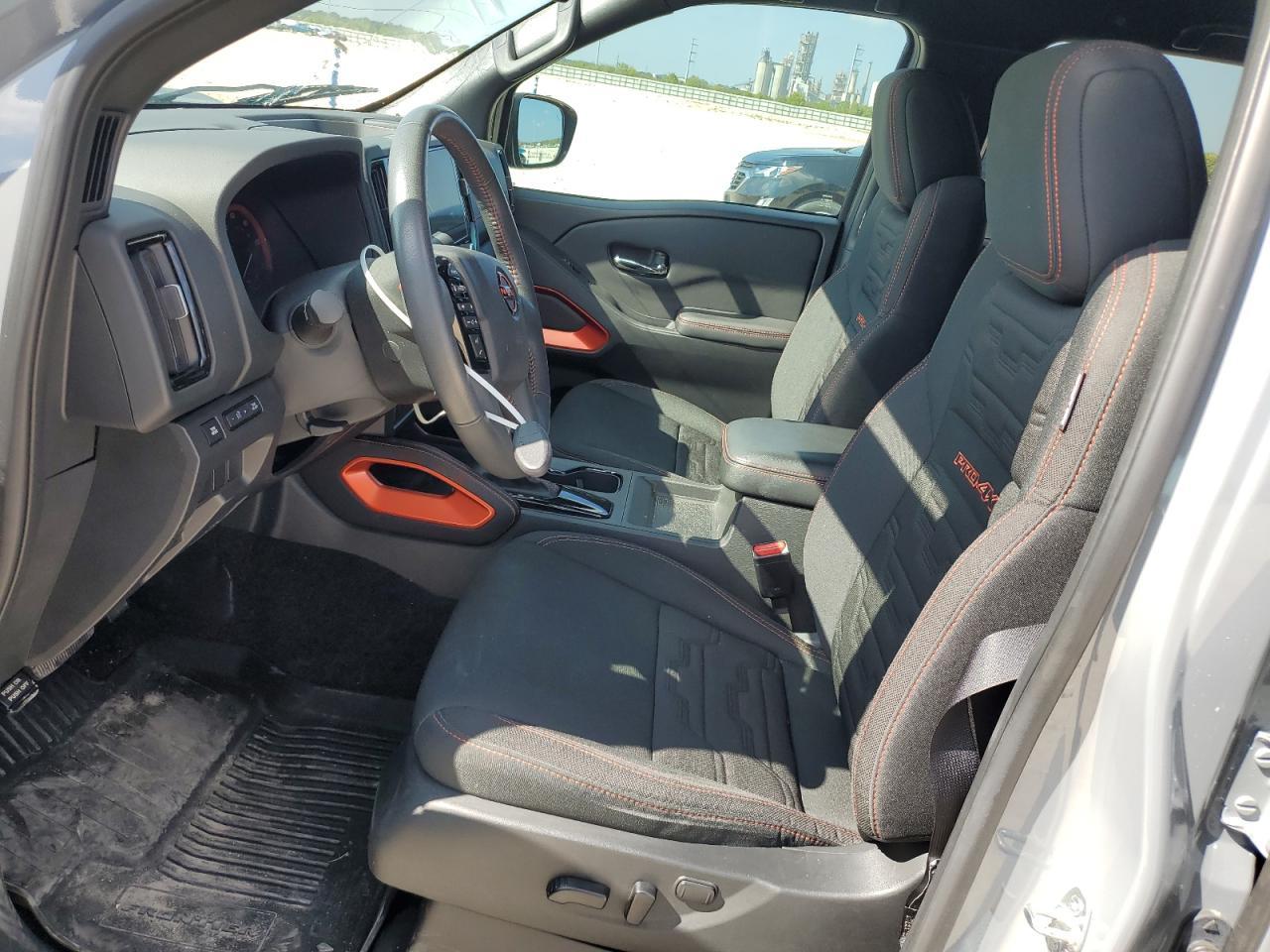 2025 Nissan Frontier S - Фото 7