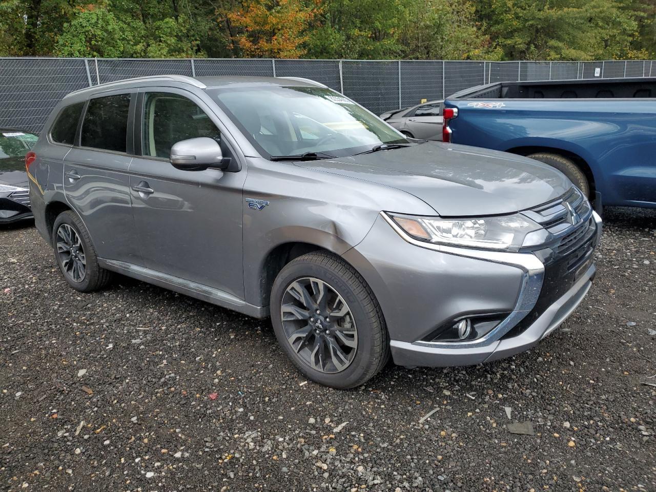 2018 Mitsubishi Outlander Se - Фото 4