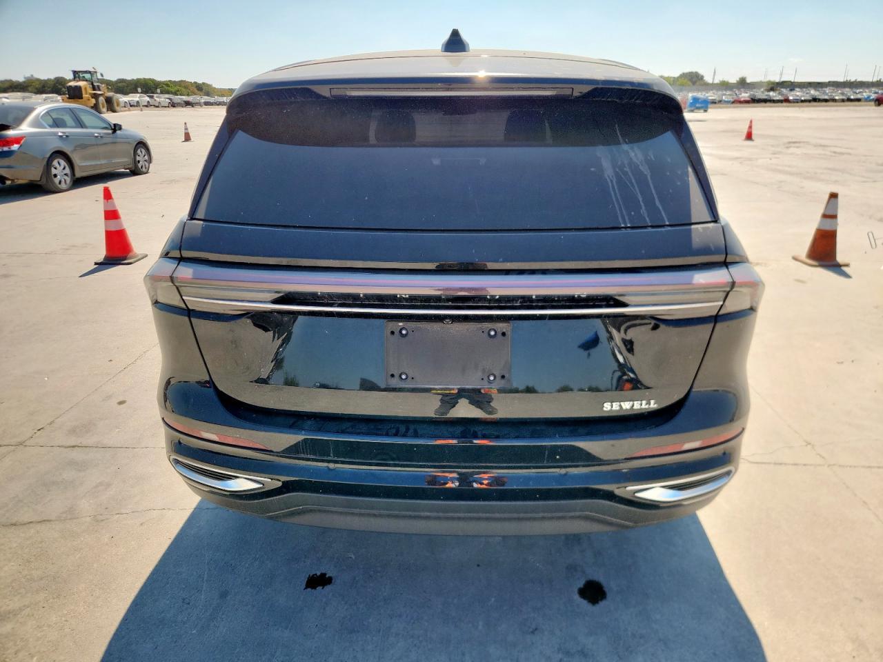 2025 Lincoln Nautilus Premiere - Image 6