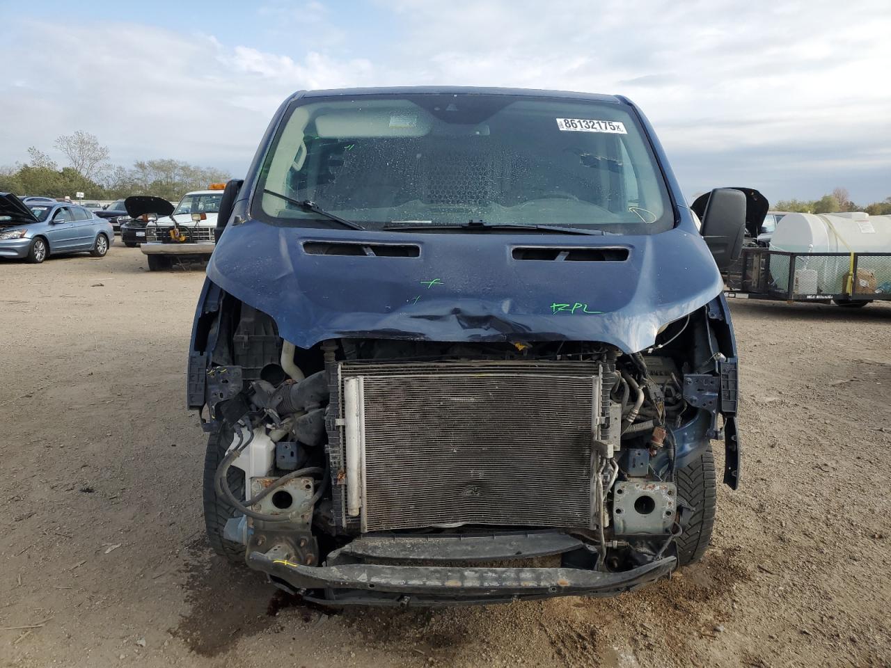 2016 Ford Transit Cargo Van T- - Фото 5