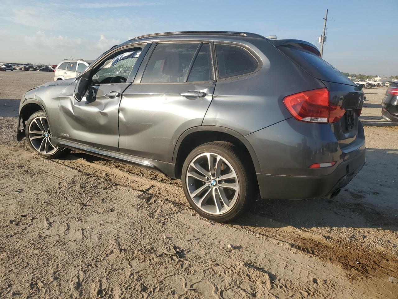 2014 BMW X1 Sdrive2 - Фото 2