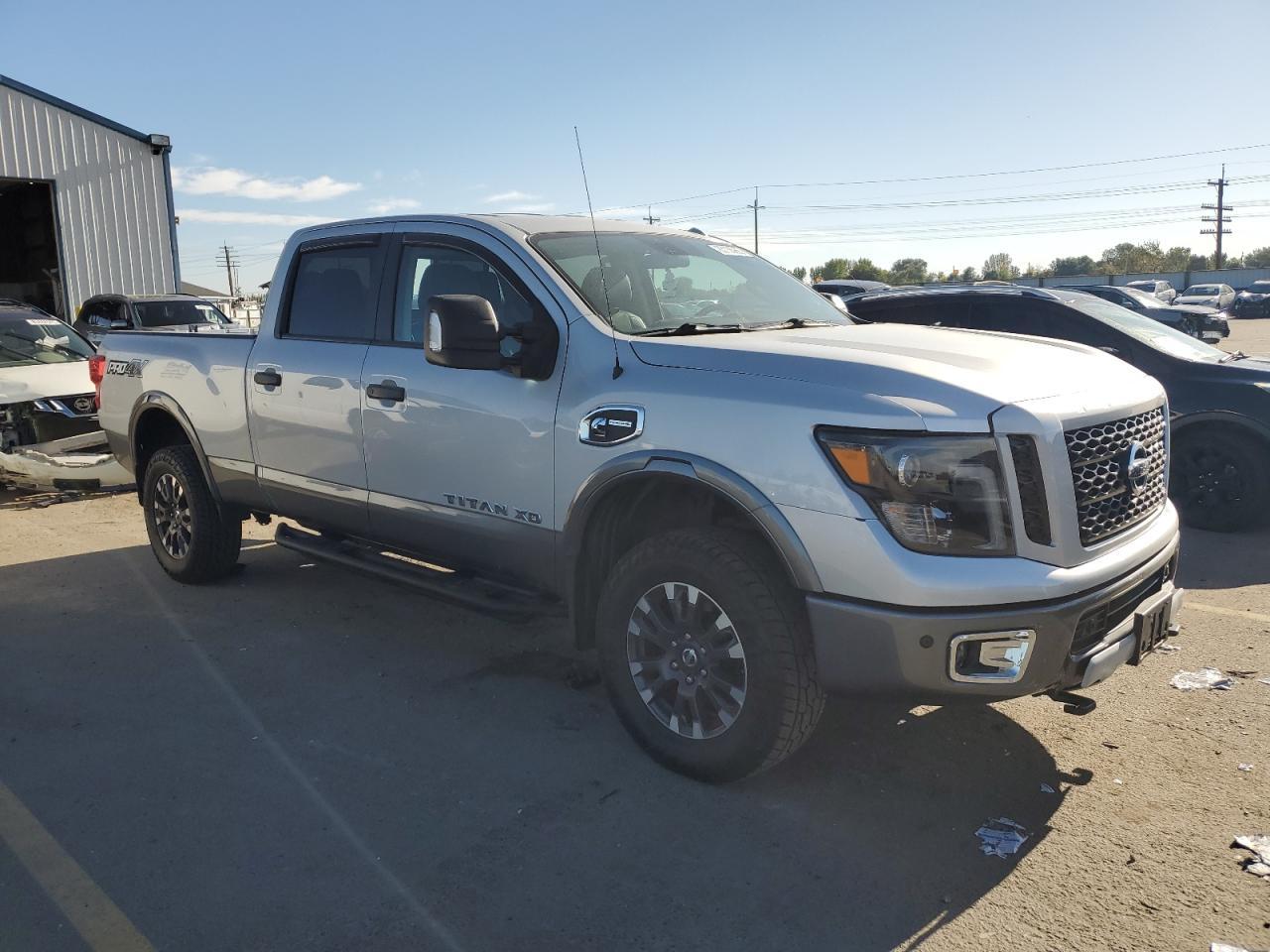 2018 Nissan Titan Xd Sl - Фото 4