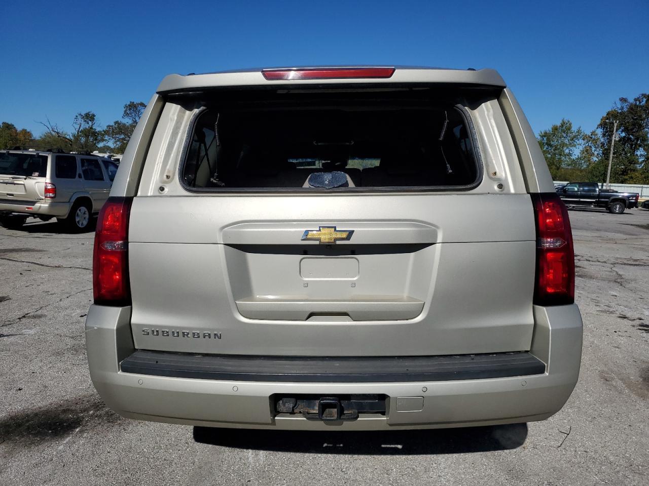 2015 Chevrolet Suburban C1500 Lt - Фото 6