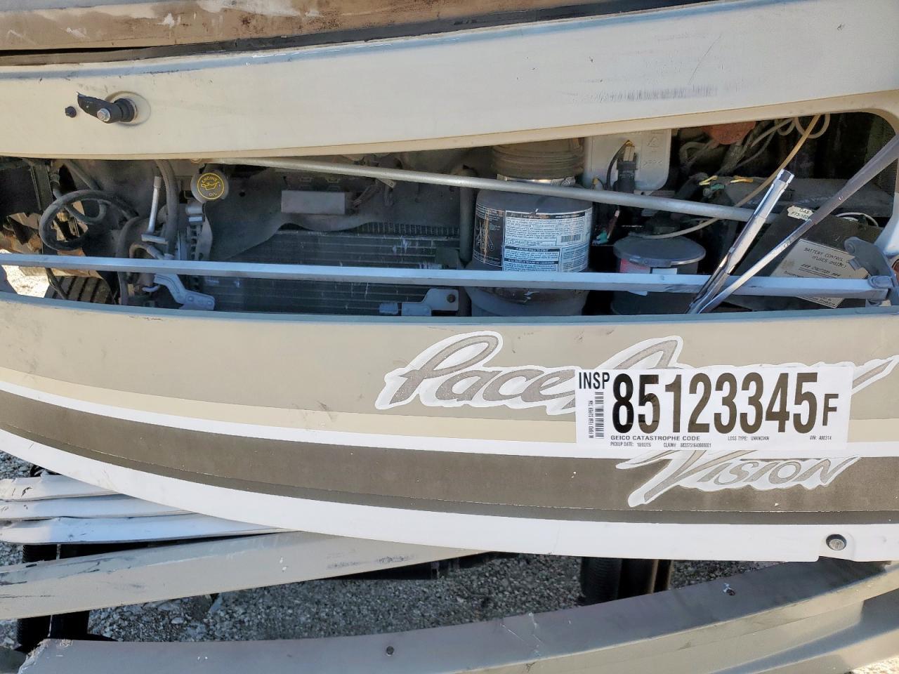2000 Ford F550 Super Duty Stripped Chassis - Фото 7