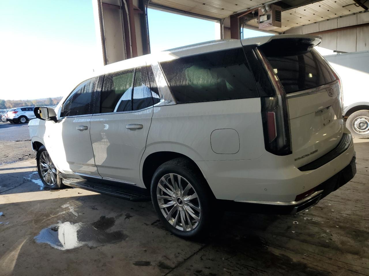 2022 Cadillac Escalade Premium Luxury - Фото 2