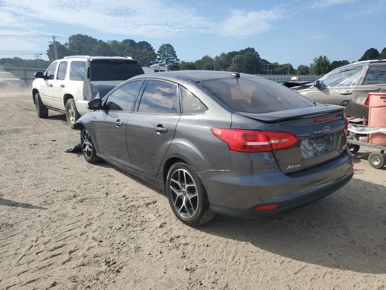 2017 Ford Focus Sel - Фото 2
