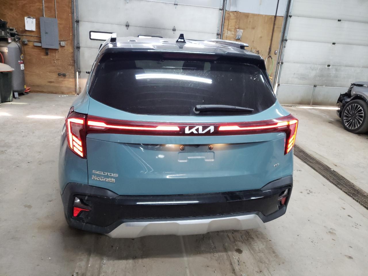 2025 Kia Seltos S - Image 6