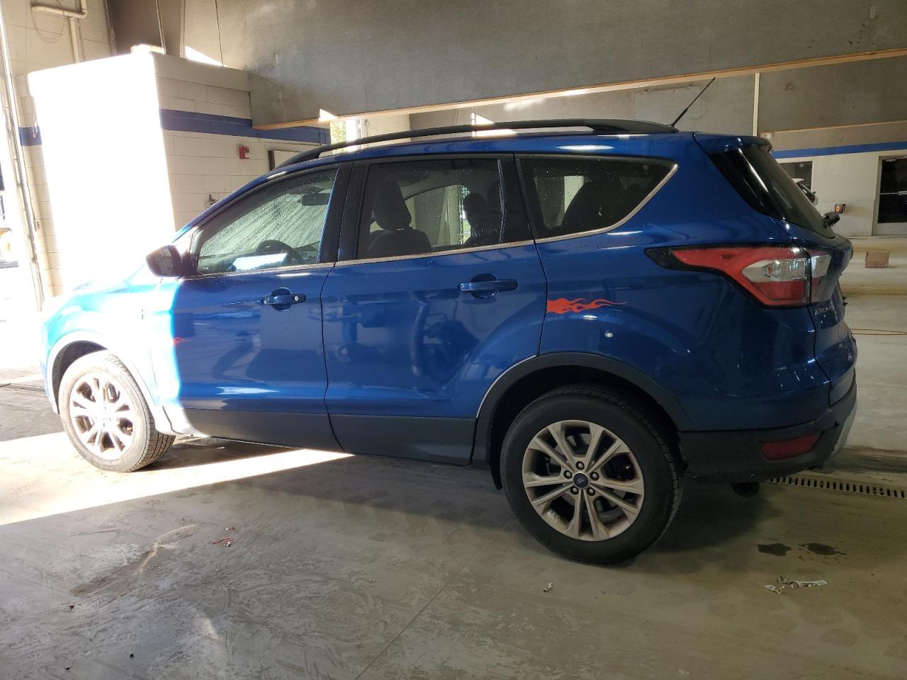 2018 Ford Escape Se - Фото 2