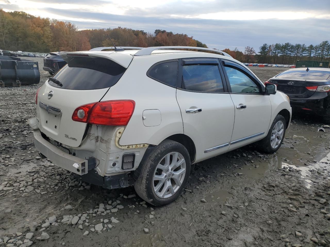 2013 Nissan Rogue S - Фото 3