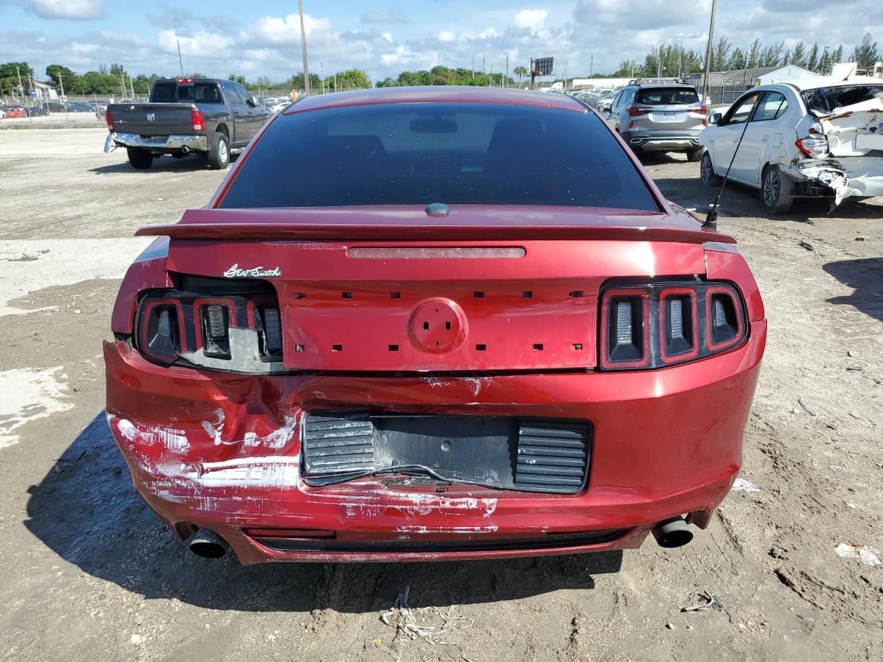 2014 Ford Mustang - Image 6