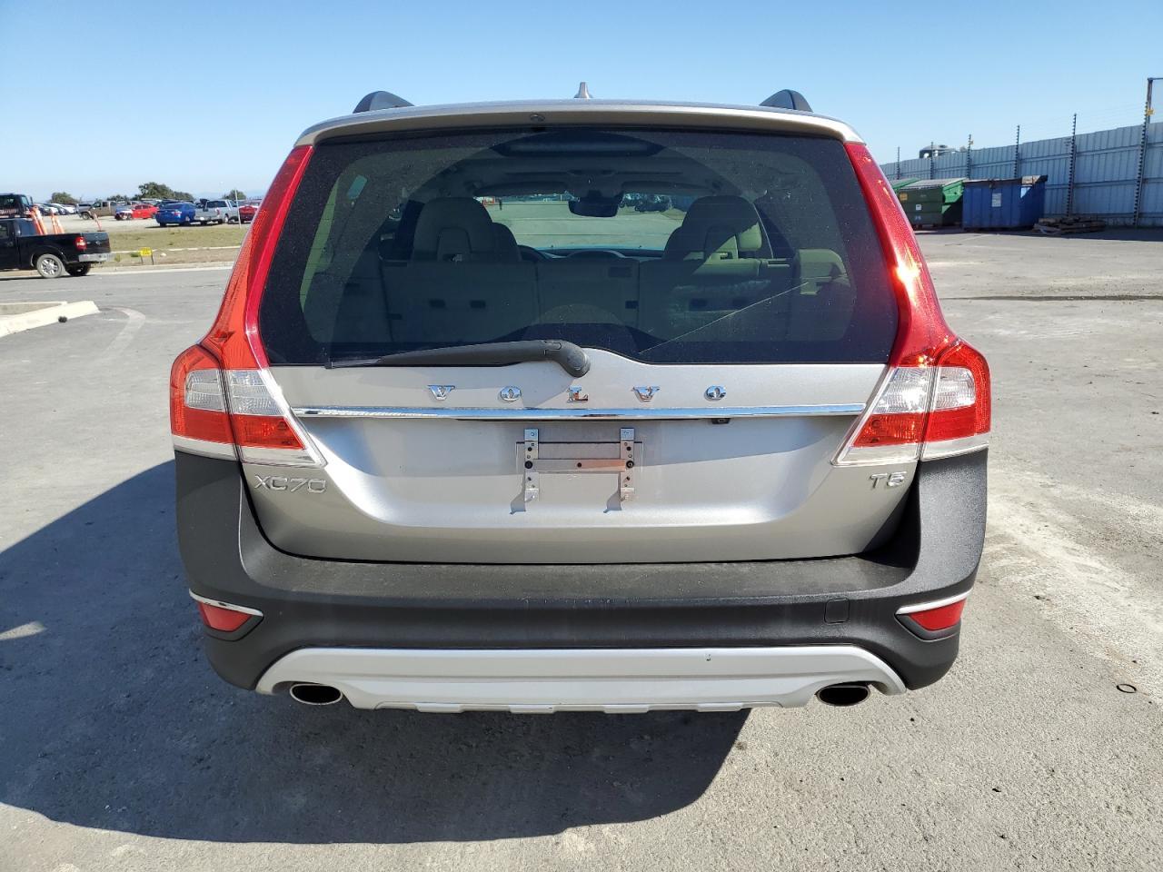 2016 Volvo Xc70 T5 Premier - Фото 6