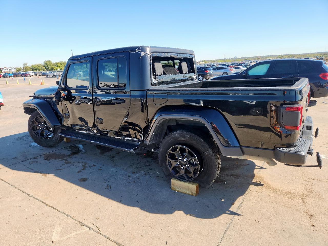 2022 Jeep Gladiator Sport - Фото 2